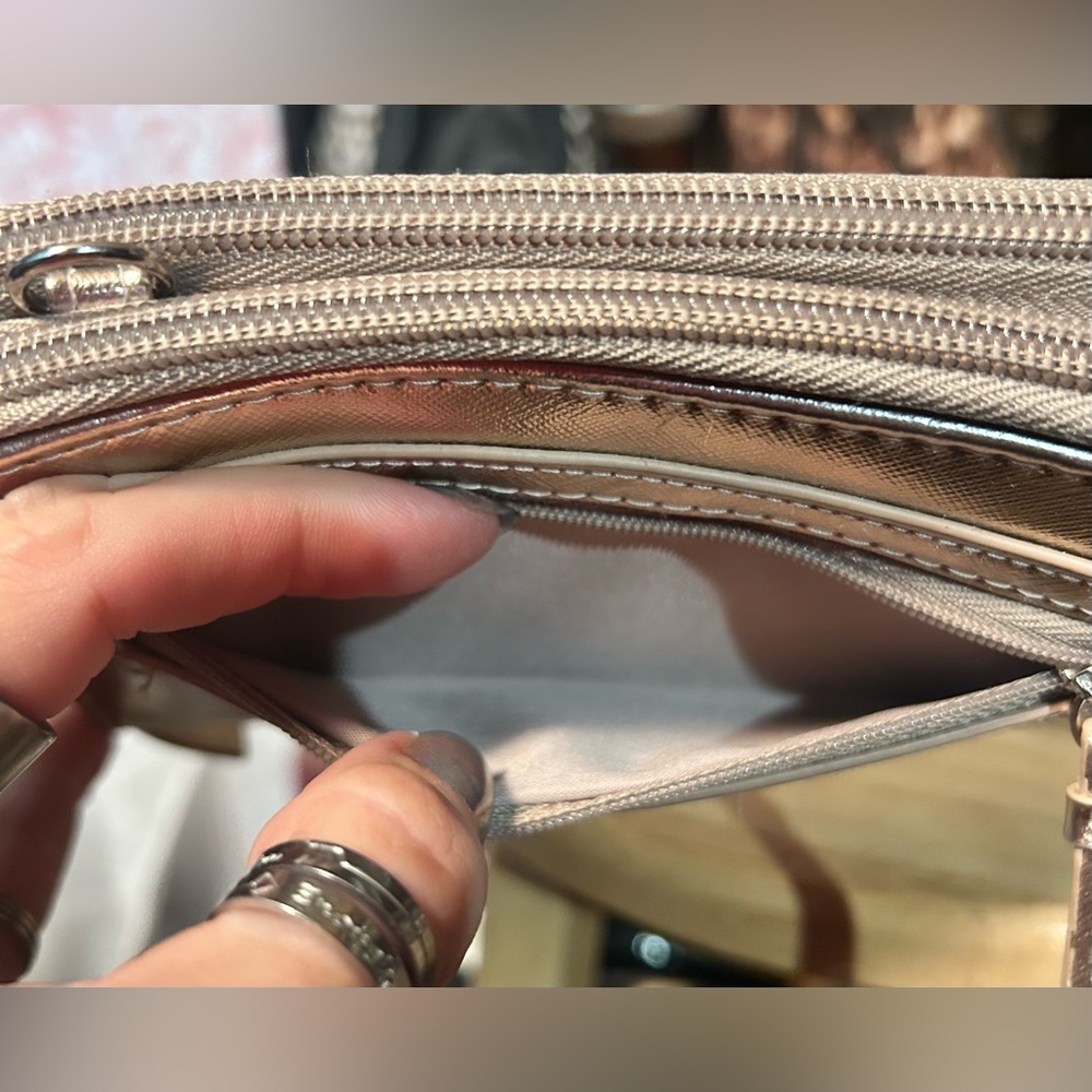 Bronze Gold Crossbody Wallet Clutch Multi-Use Bag w/ Detachable Strap LIKE NEW! - Picture 7 of 11